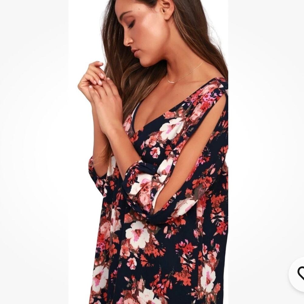 Lulu’s Shifting Dears Navy Blue & Pink Floral V-Neck Dress - Size XS - Picture 2 of 8